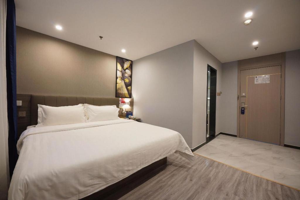Hotel 7 Days Shilihe Subway Station Juranzhijia Branch